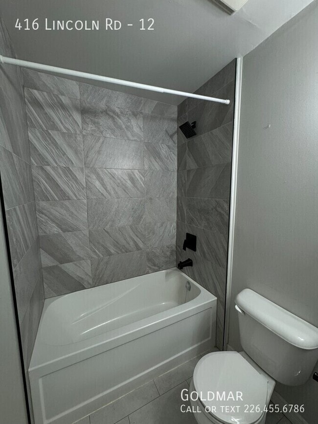 Building Photo - Renovated, Spacious Walkerville 2 Bedroom ...