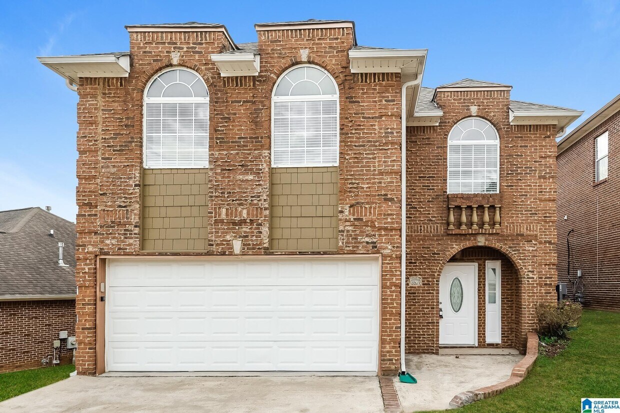 Primary Photo - 1205 Riverford Dr