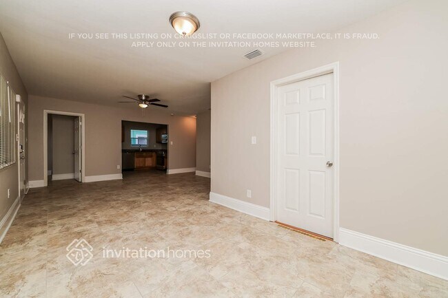 Foto del edificio - 3704 N Clearfield Ave