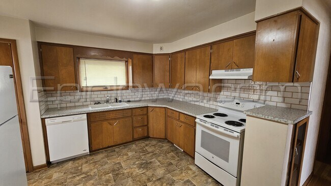 Foto del edificio - 401 31st St NW