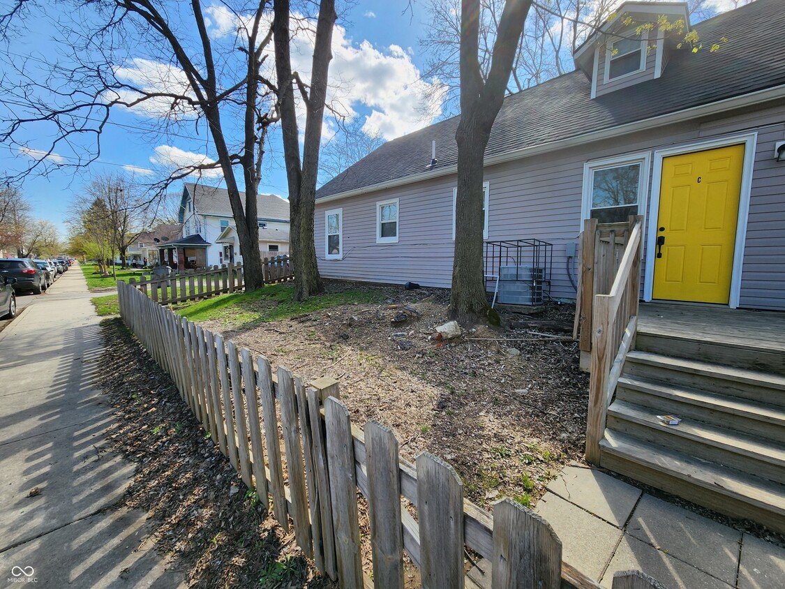 Foto principal - 2531 10th St