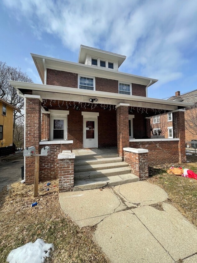 1007 S 5th St Unit 1007, Rockford, IL 61104 Condo for Rent in