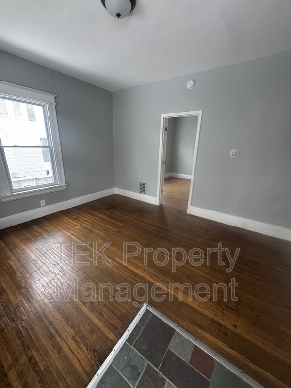 Foto del edificio - 42-44 Tacoma Street