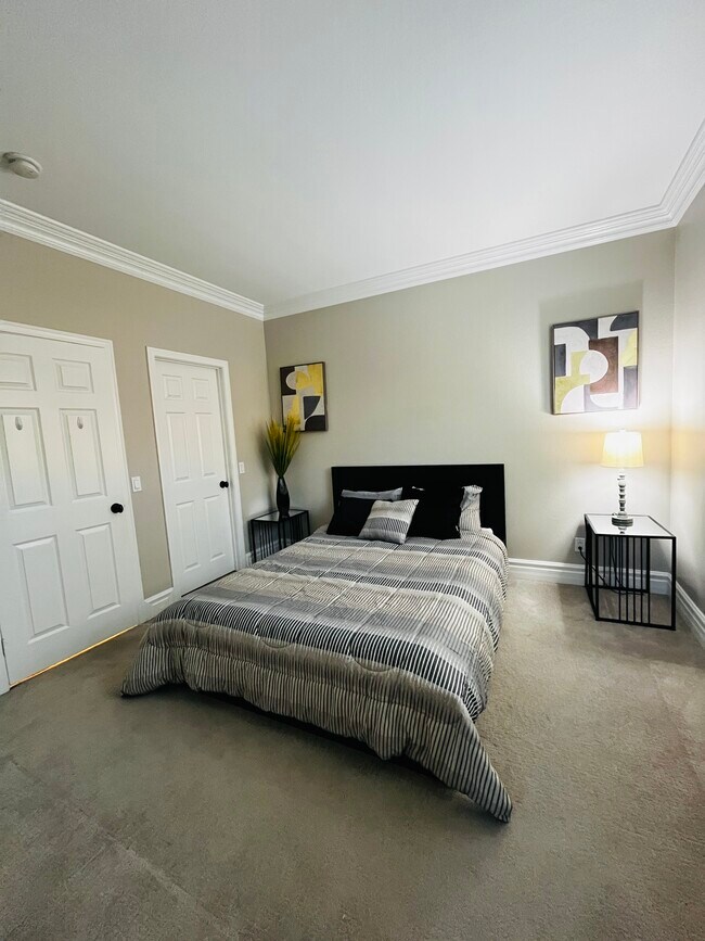 Foto del edificio - 877 Aspen Glen Rd