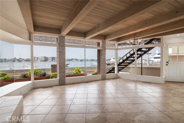 Foto del edificio - 302 S Bay Front