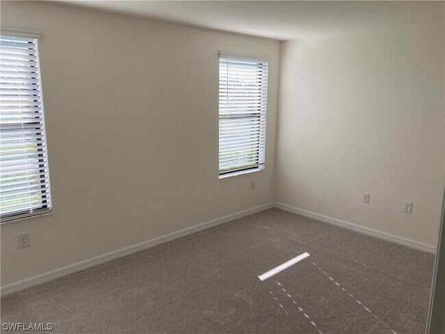 Foto del edificio - 14032 Oviedo Pl