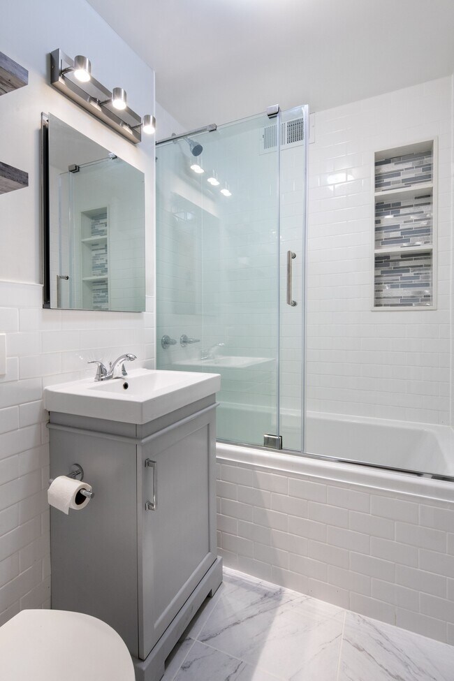 Foto del edificio - 439 E 88th St