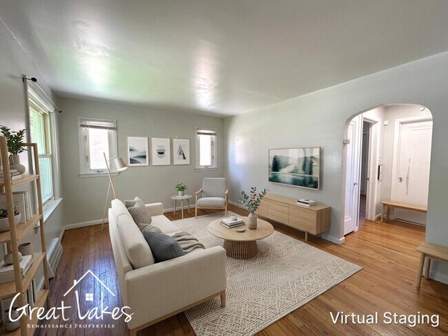 Foto del edificio - Beautiful 4 Bedroom 1 Bathroom now available for rent!