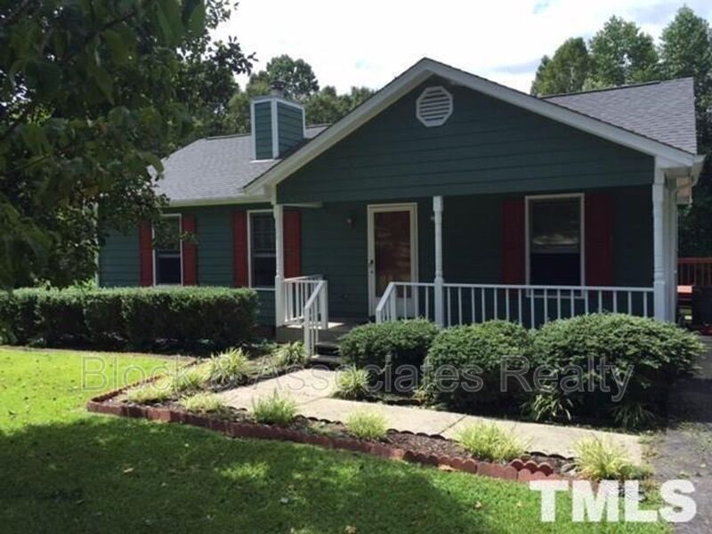 Primary Photo - 1521 Bricklanding Cir