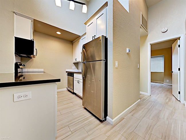 1 br, 1 bath - 2222 I St Apt 11 - 1 br, 1 bath  - 2222 I St Apt 11