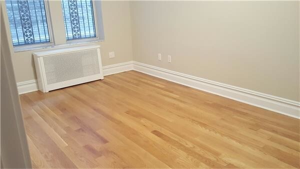 Building Photo - 15608 Riverside Dr W