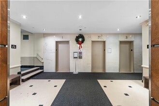 Building Photo - 201 St Pauls Ave