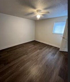 Foto del edificio - 5808 Stieren Dr