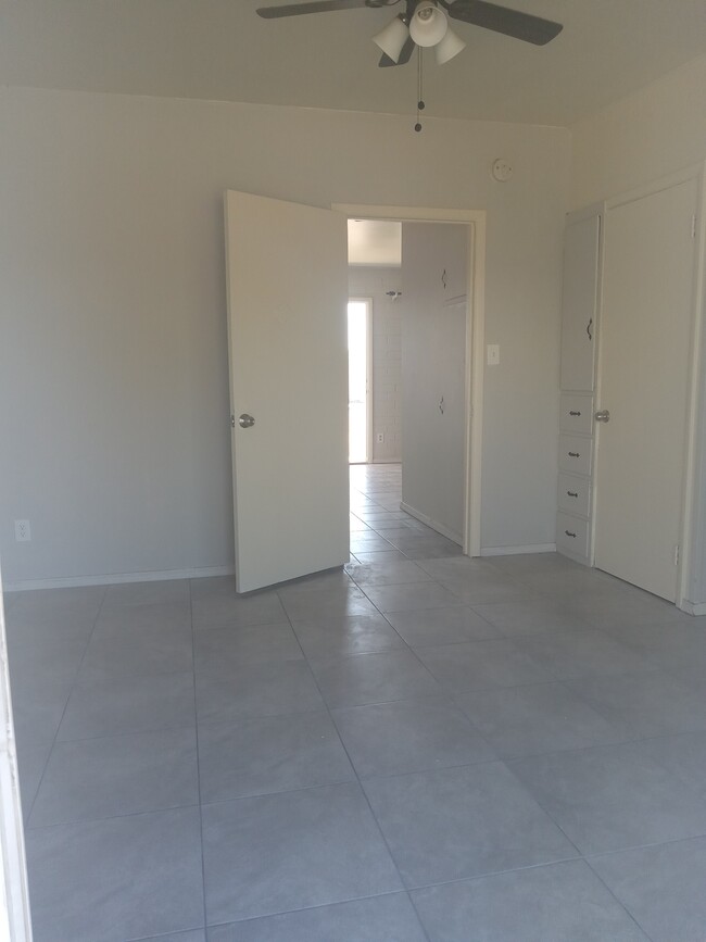 Foto del edificio - 7606 N 21st Ave