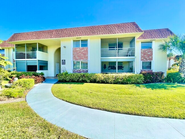 Building Photo - 22755 SW 66th Ave