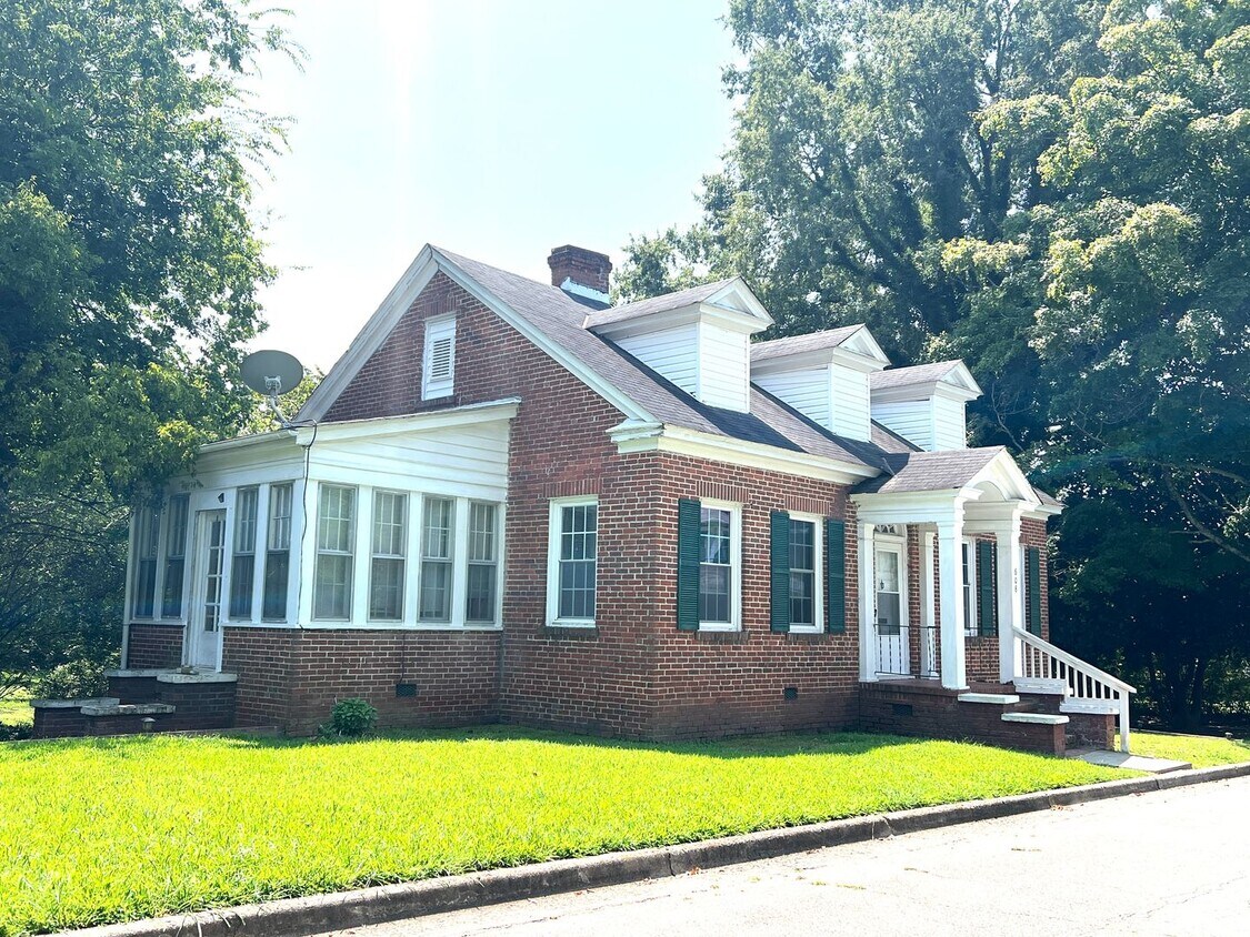 608 Belt Rd, Lawrenceville, VA 23868 House Rental in Lawrenceville