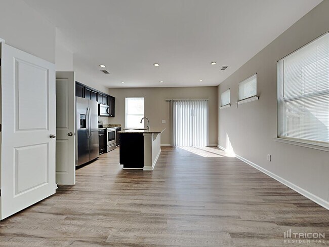Foto del edificio - 323 Springwalk Ln