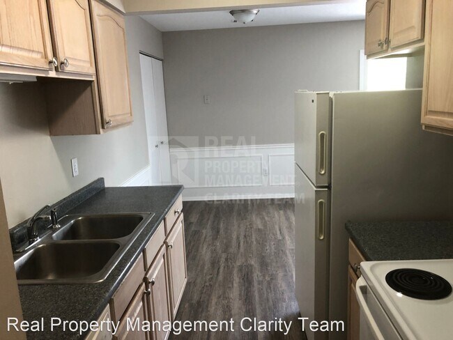 Building Photo - 5428 Glenridge Dr