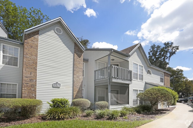 Building Photo - Spyglass Apartments