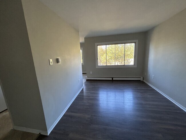 Photo du bâtiment - 15 Reading Crescent