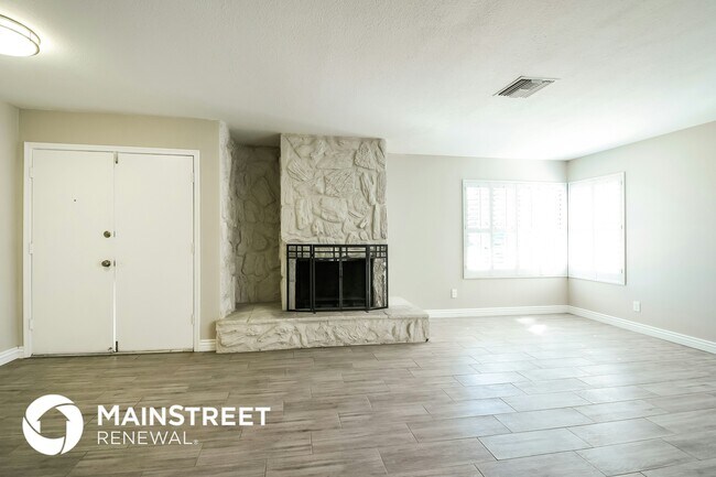 Foto del edificio - 15816 N 25th Ave