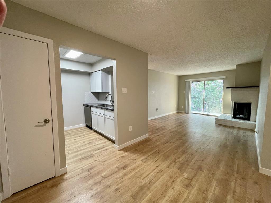 Primary Photo - 2800 Jeanetta St