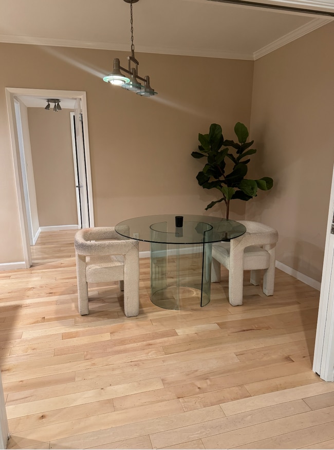 Dining Room - 8550 Holloway Dr
