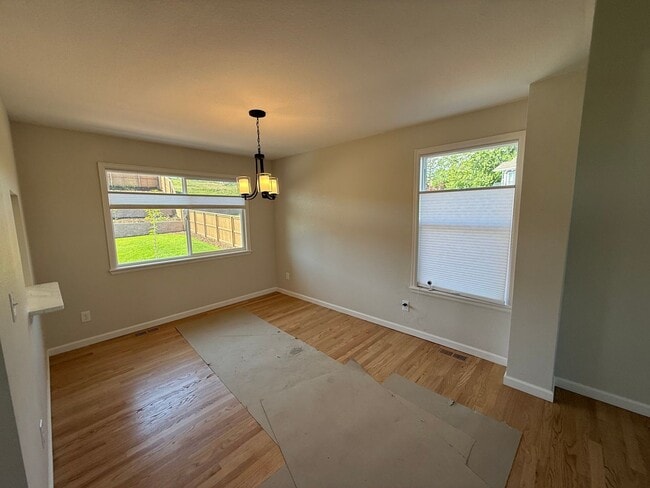 Foto del edificio - 818 Spyglass Cir