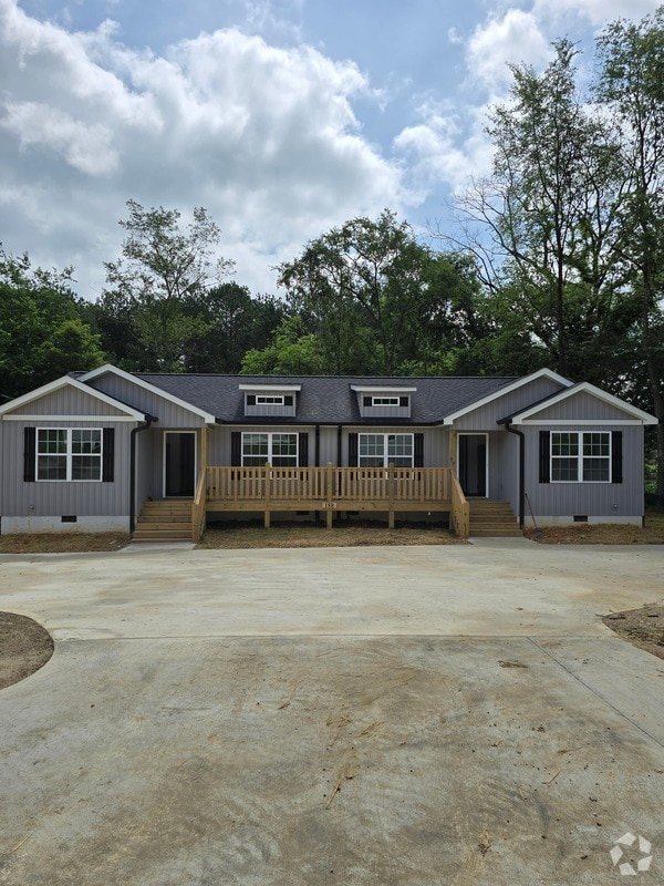Building Photo - 188 Silas Wy