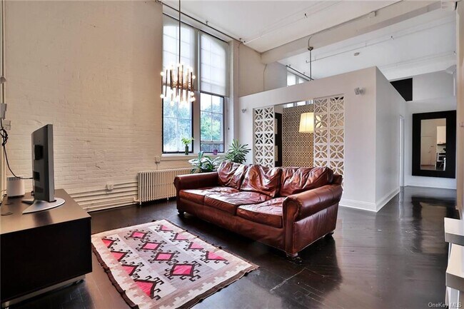 Foto del edificio - 52 Webster Ave
