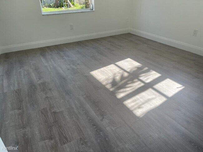 Building Photo - 4 br, 2 bath House - 11171 Mandarin St