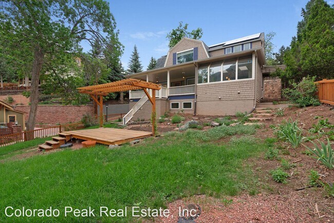 Building Photo - 3 br, 3 bath House - 17 Washington Ave