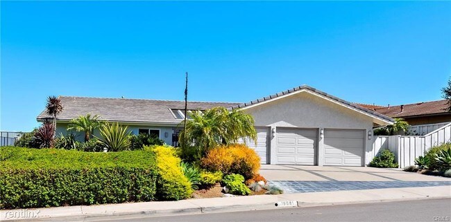 Building Photo - 4 br, 2.5 bath House - 19081 Norwood Ter