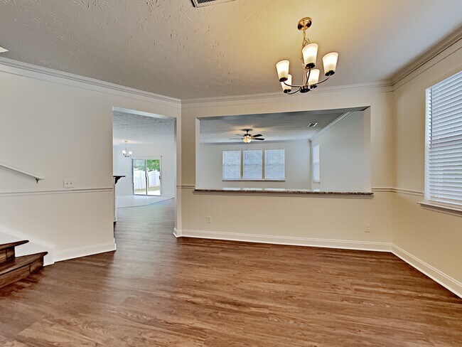 Foto del edificio - 76 Parkmont Ct