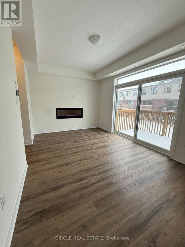 Building Photo - 29 Hine Rd