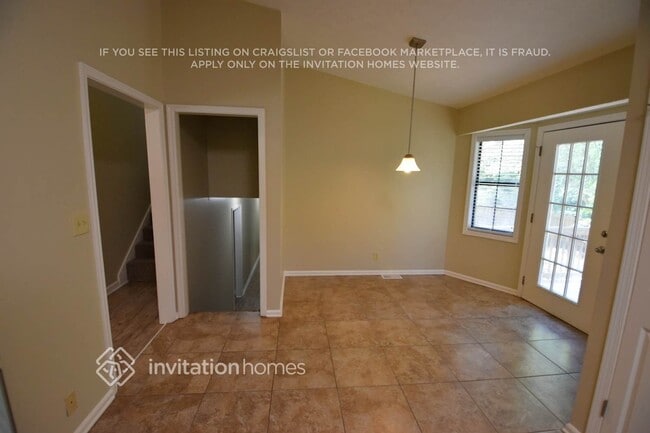 Building Photo - 373 Rustic Ridge Cir