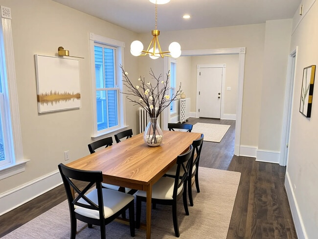 Foto del edificio - 1021 Sherman Ave