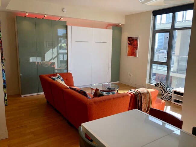 Foto del edificio - Downtown San Diego - fully furnished upsca...