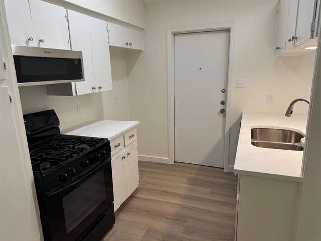 Building Photo - 6507 Middleham Pl