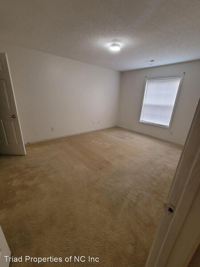 Foto del edificio - 3 br, 2 bath House - 2620 #2B Guyer St