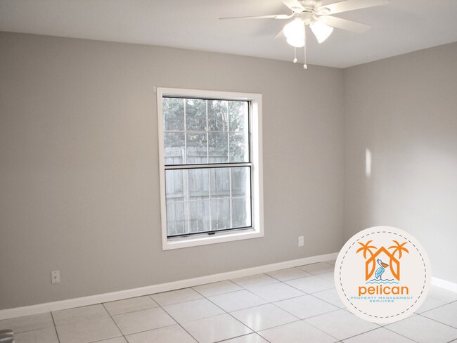 Building Photo - Charming 3-Bedroom Home Just Minutes from ...