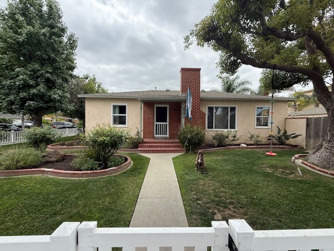 Primary Photo - SPACIOUS 3 BEDROOM / 1.5 BATH HOME IN LOS ...