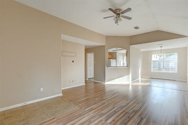 Foto del edificio - 18814 Bonners Park Cir