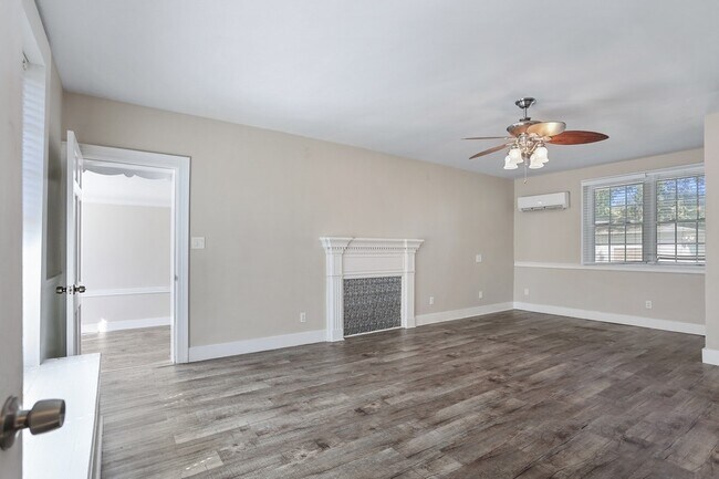 Foto del edificio - 2030 E 50th St