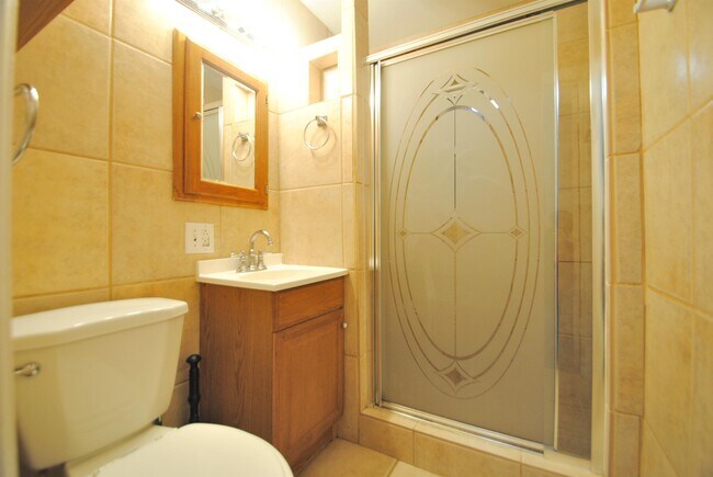 Foto del edificio - 439 Crescent Dr