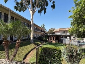 Building Photo - 4535 Ramona Ave