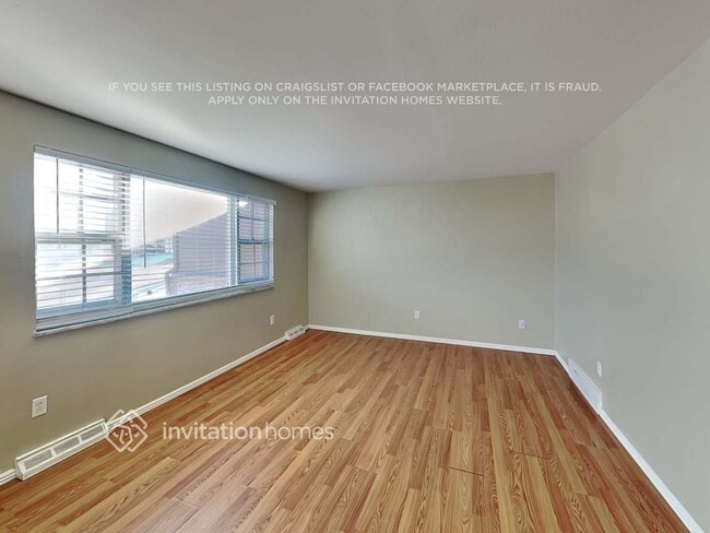 Building Photo - 6471 S Birch Cir