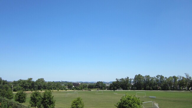 Building Photo - 987 Brechin Lane