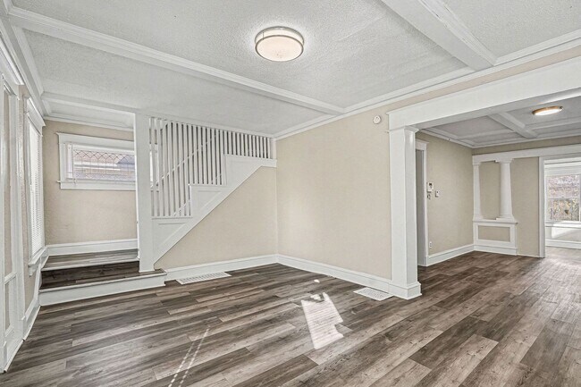 Building Photo - 4119 Montgall Ave