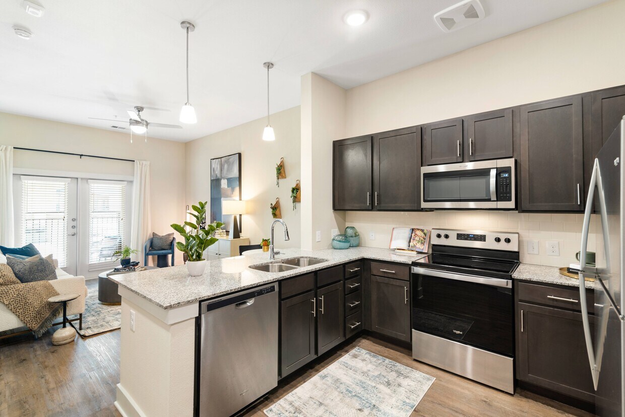 Foto principal - ArborView Circle C Ranch 62+ Active Adult